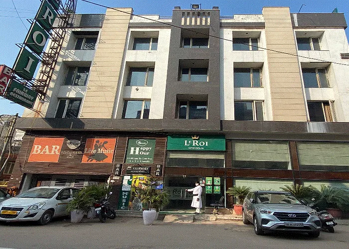 Hotel Le Roi Near New Delhi Railway Station