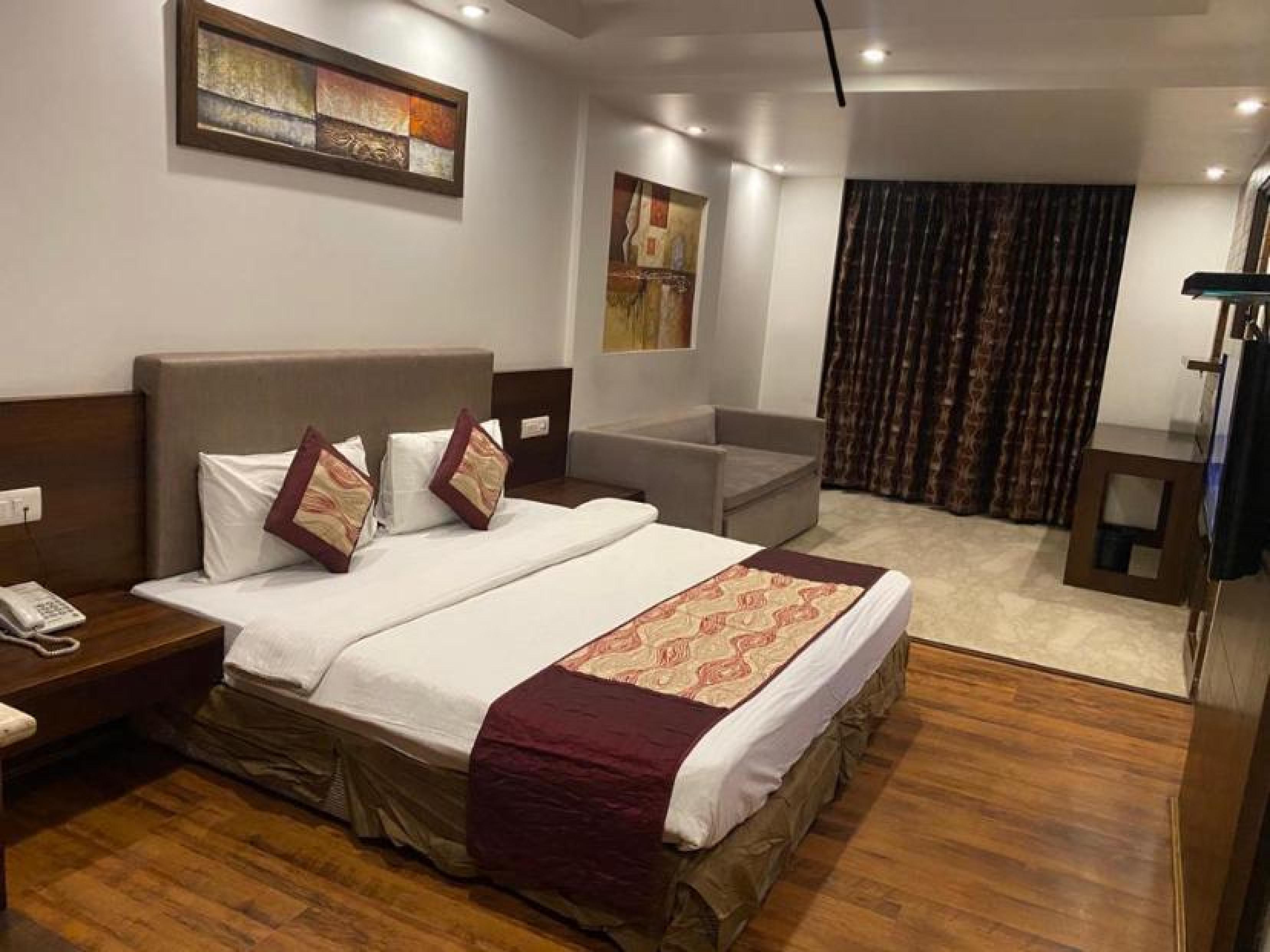 Le Roi Near Railway Station Hotel New Delhi